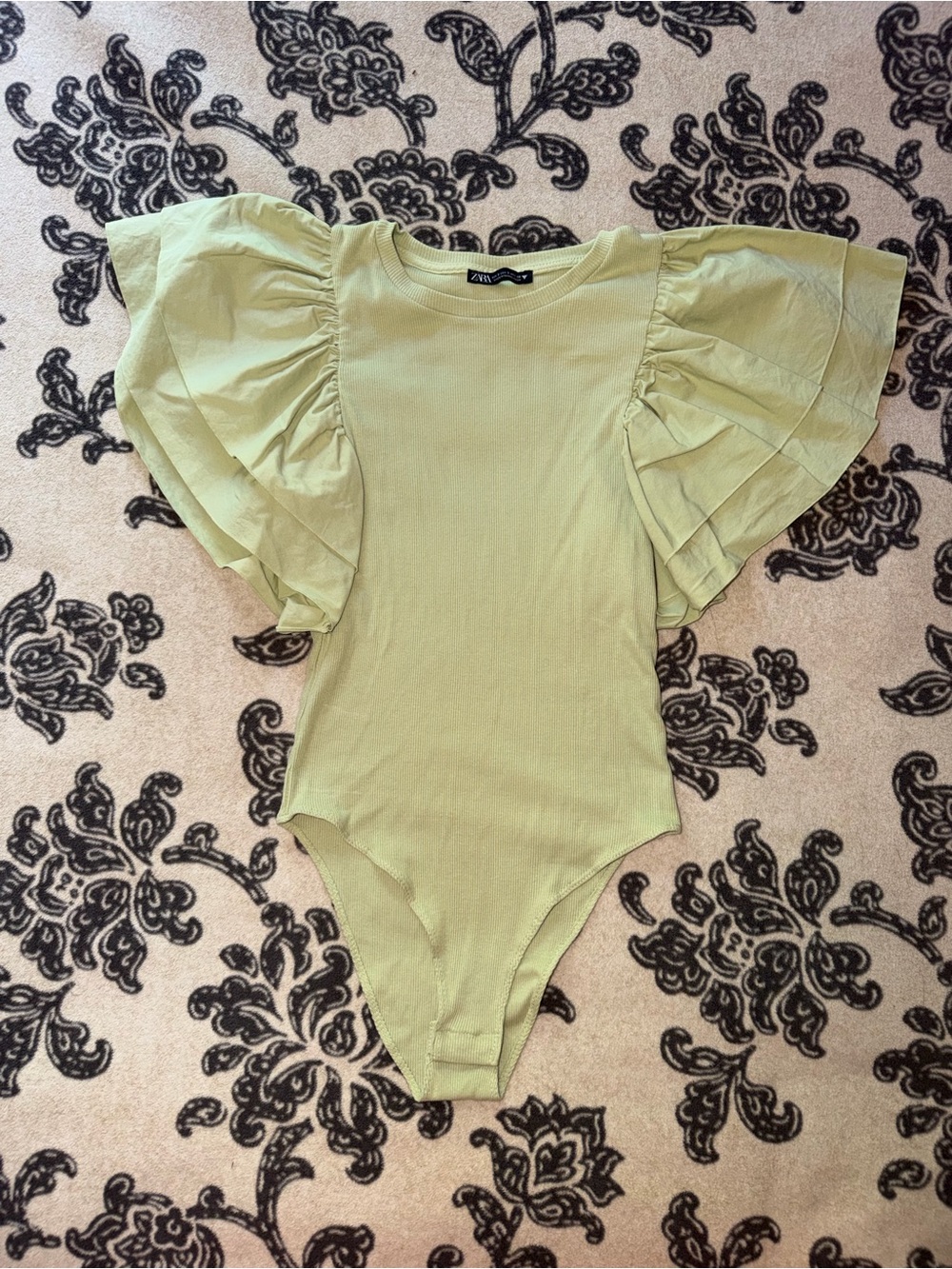 Green Ruffle-Sleeve One-Piece Bodysuit - Picture 2 of 4